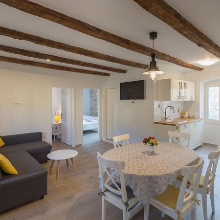 Apartments Bepi Komiža Kültér fotó