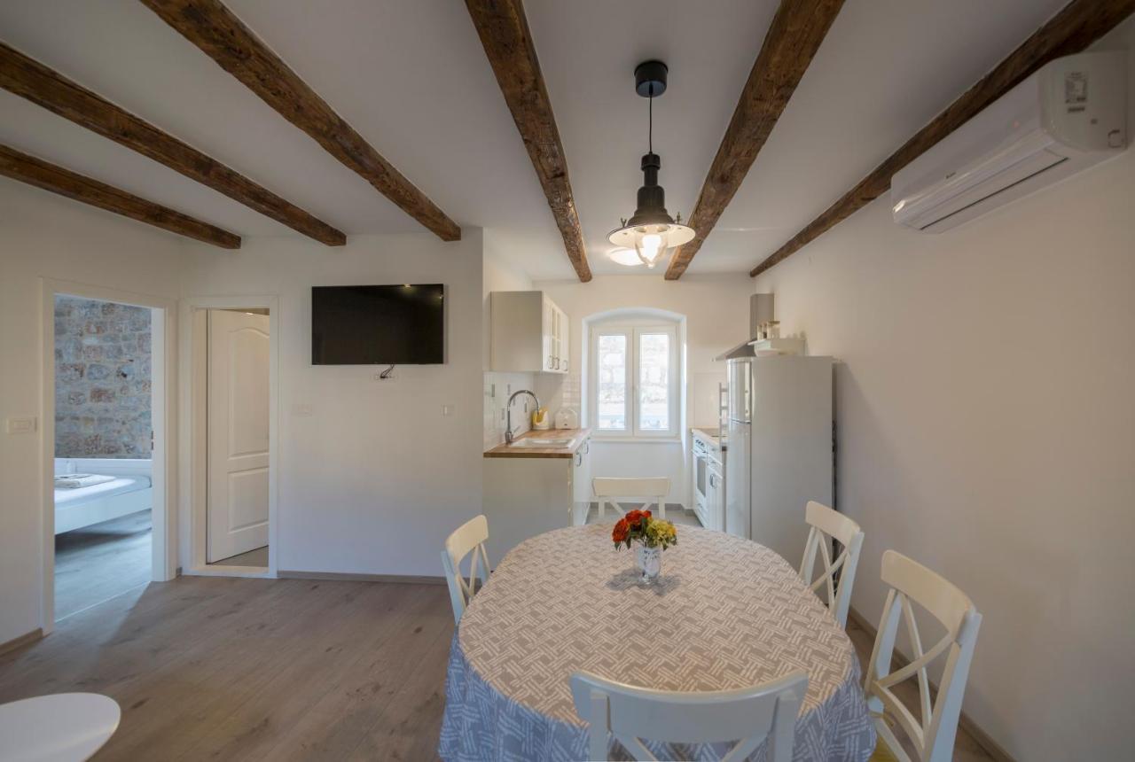 Apartments Bepi Komiža Kültér fotó