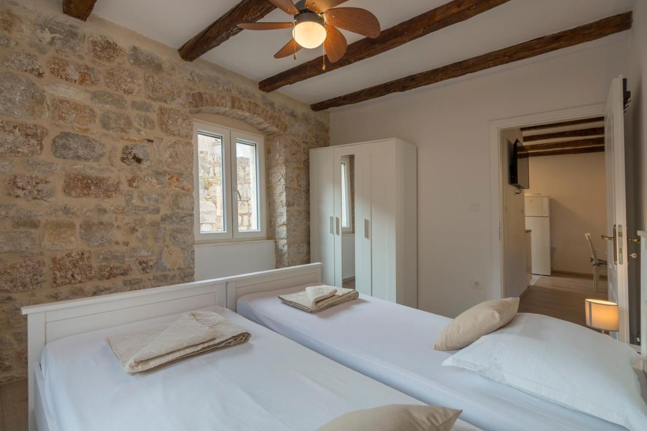 Apartments Bepi Komiža Kültér fotó