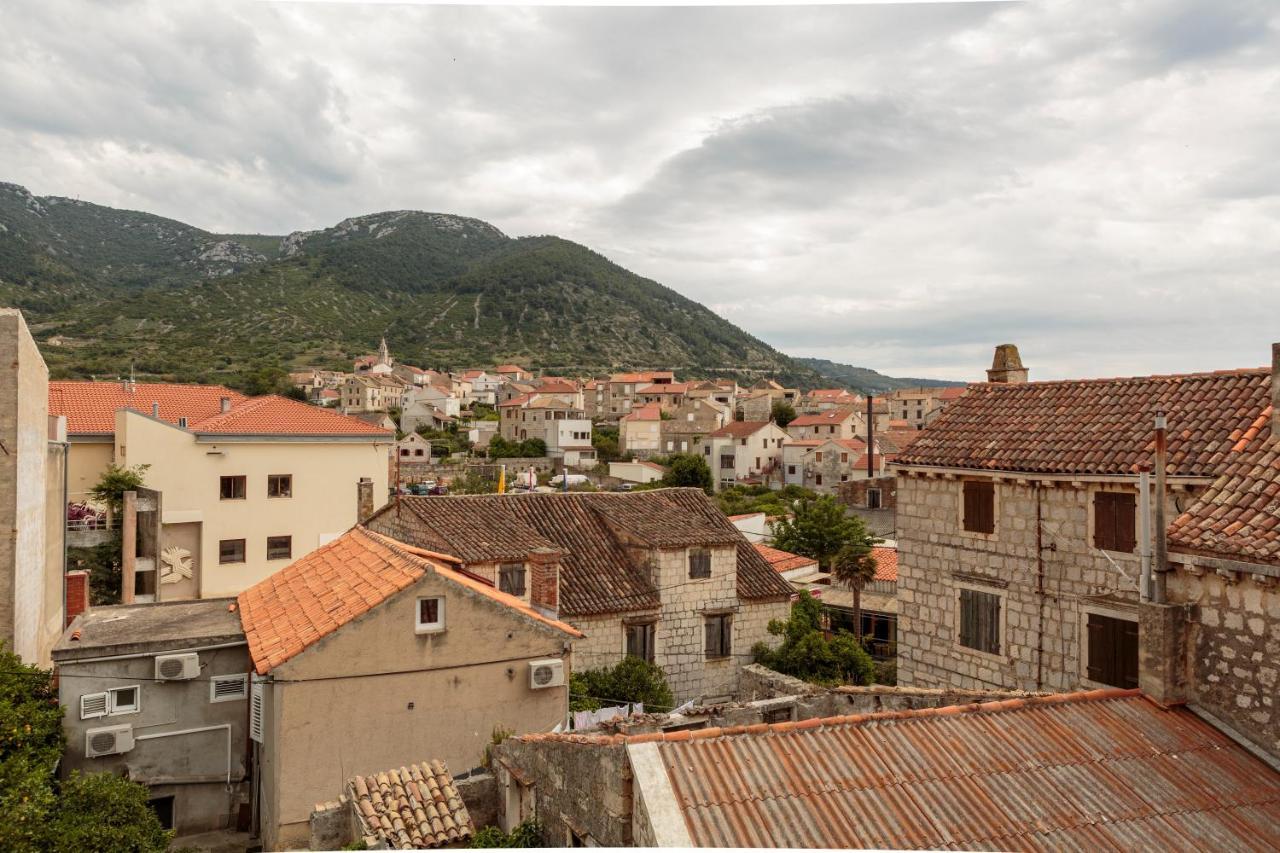 Apartments Bepi Komiža Kültér fotó