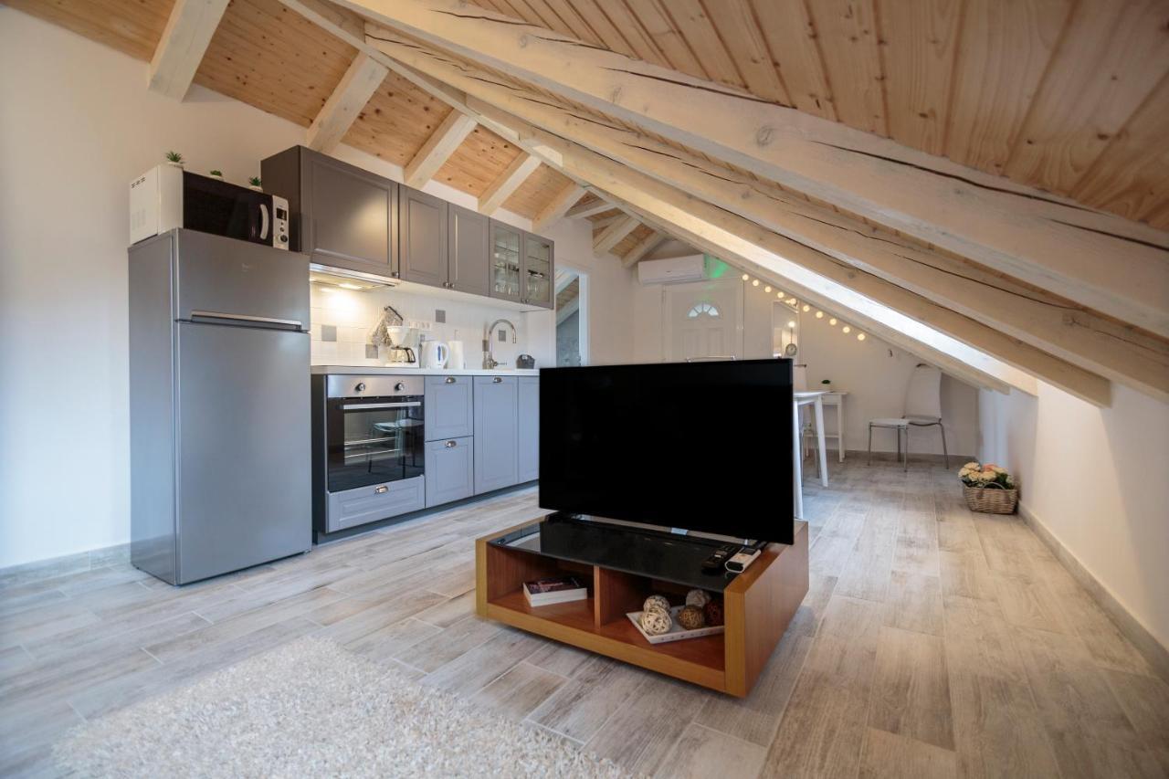 Apartments Bepi Komiža Kültér fotó